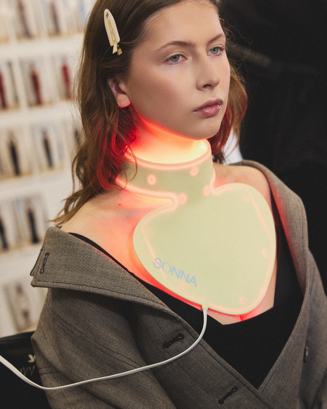 Sonna Brightening LED Mask and Décolletage Attachment + Skin Hydrating Serum Bundle